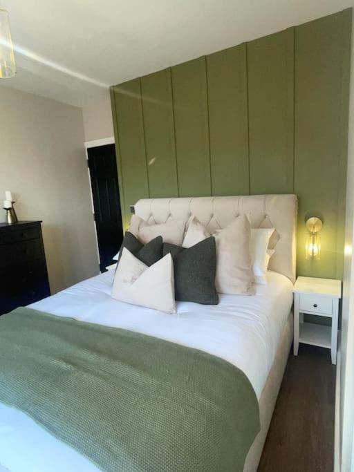 Churchview Apartments Сихем Экстерьер фото